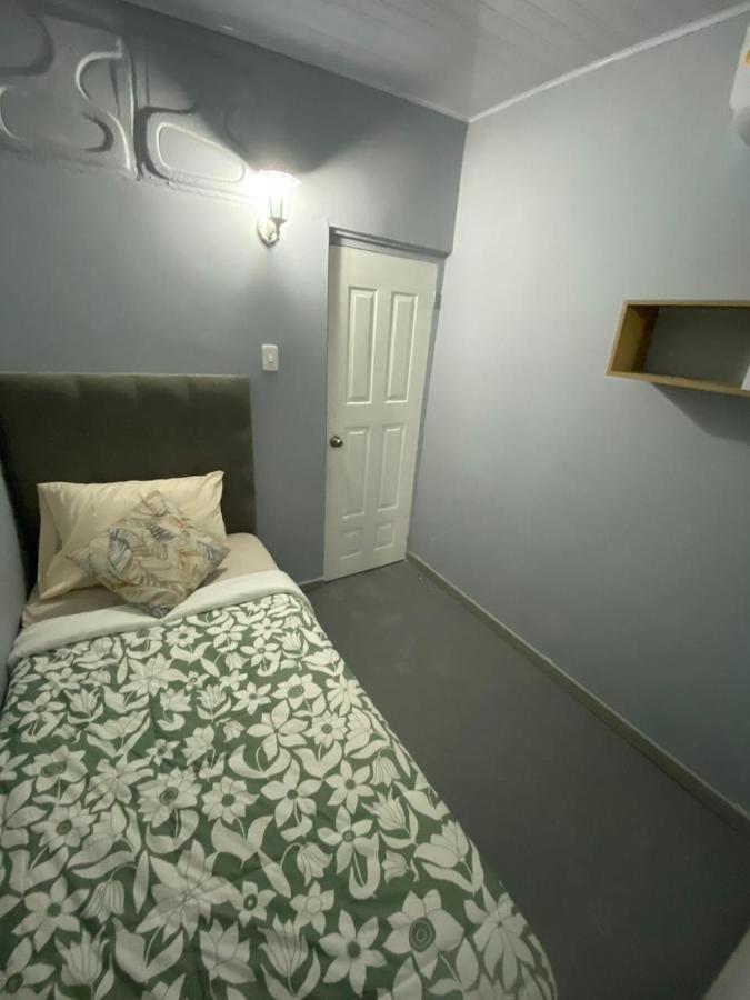 Hostal Casa Jardin Cartagena Екстер'єр фото